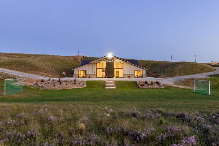 211 Mcarthur Road Alexandra_18