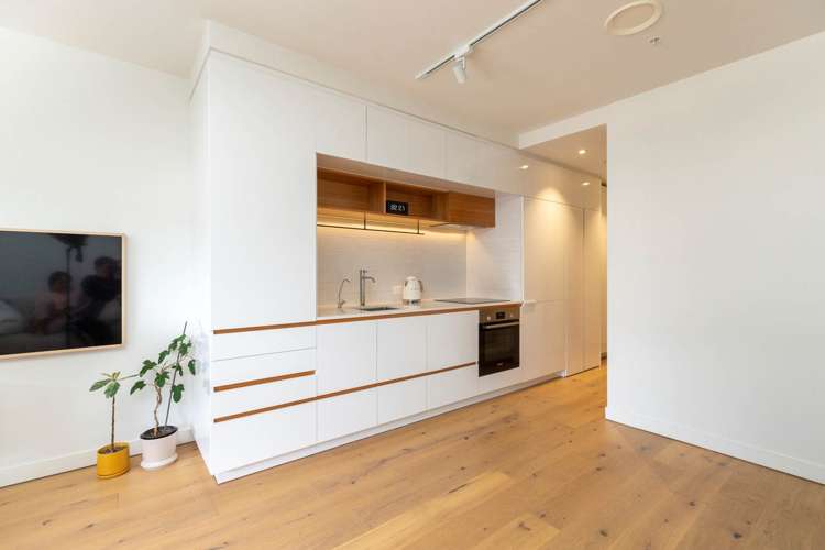 215/38 Khyber Pass Road_4