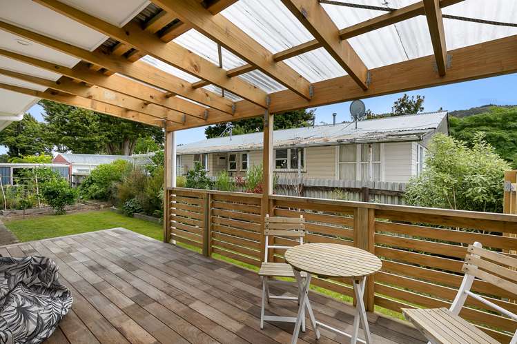 8 Kentucky Street Totara Park_13