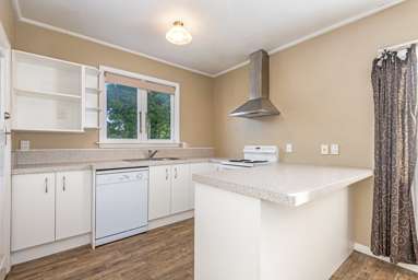 56 Shamrock Street_3