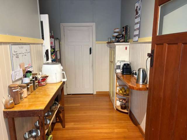 173 River Road Hamilton East_4
