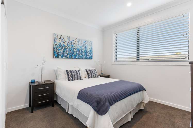 61 Queen Charlotte Drive Aotea_21