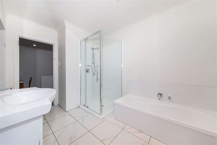 93 Rosier Road Glen Eden_14