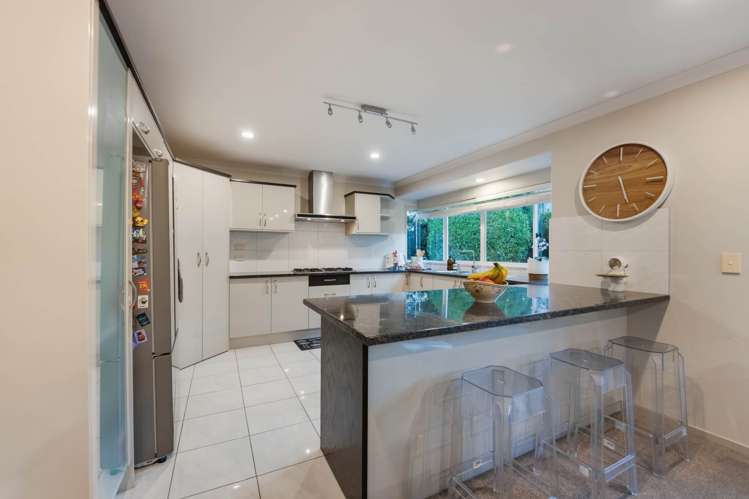 4 Chard Place Mission Heights_6