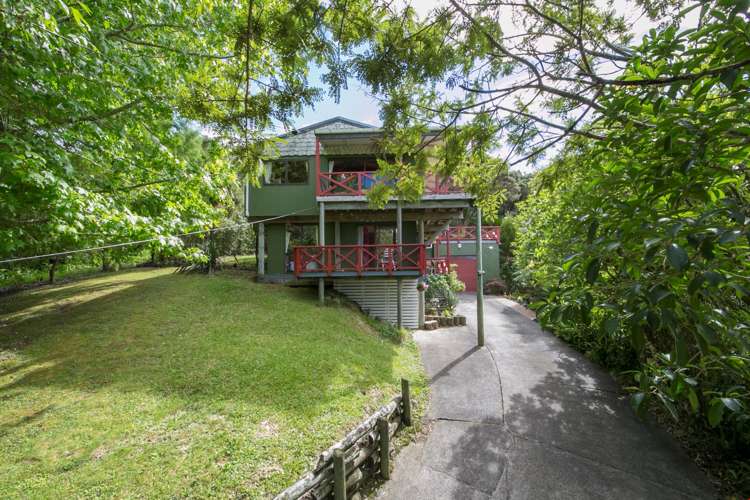 389 Huia Road Titirangi_12