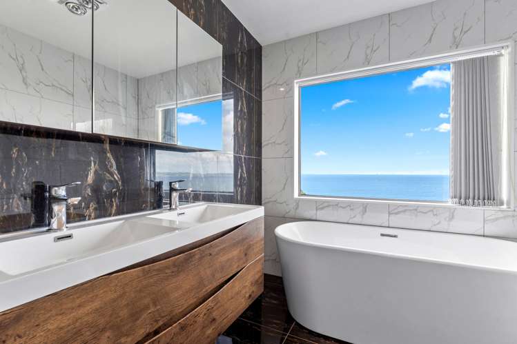 126-128 Lax Crescent Leigh_35