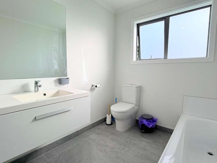  9 Taraiti Crescent Kenepuru_15