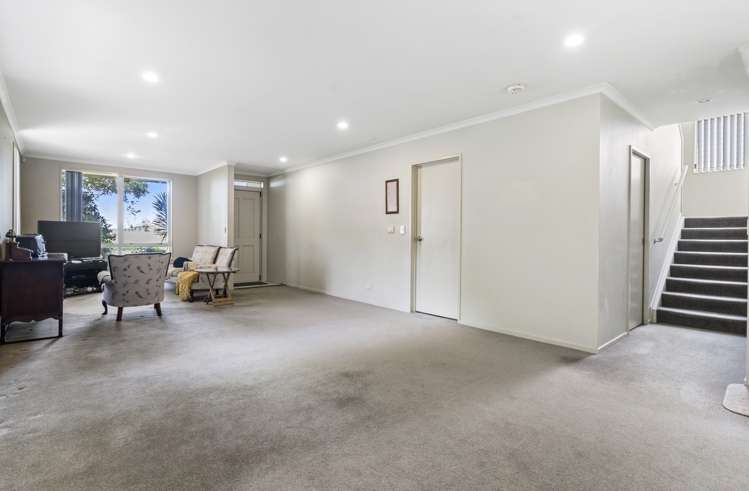 8 Bruce Pulman Drive Takanini_8