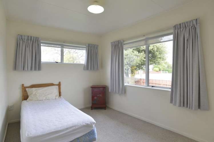 278 High Street South Carterton_5