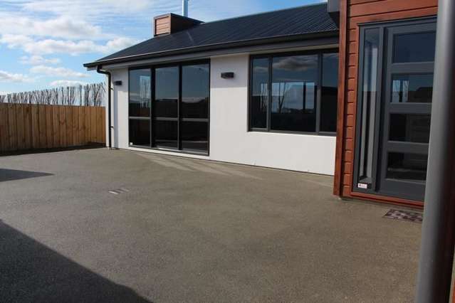 2 Lochern Rise Marchwiel_3