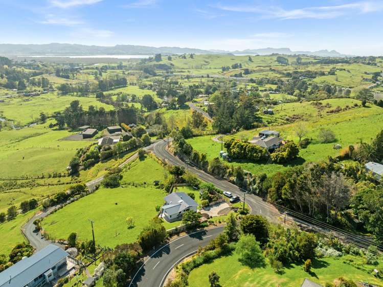 68 Valley View Road Otaika_27