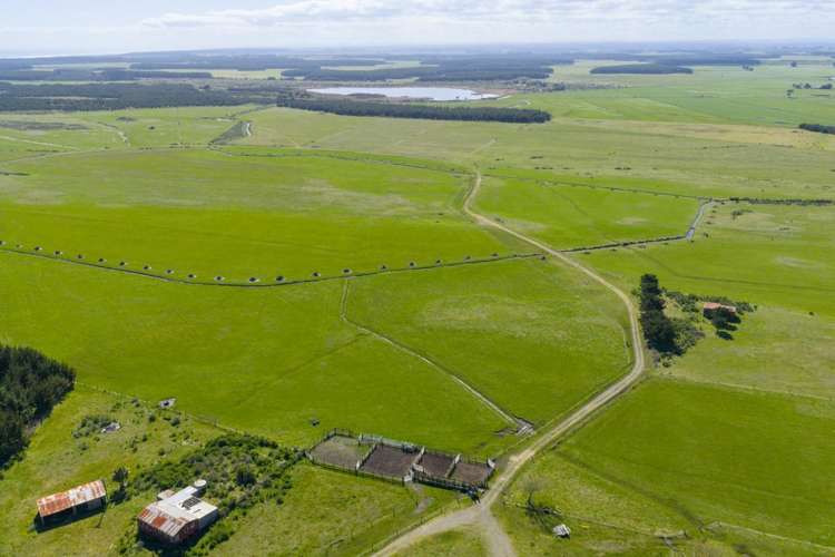 526 Lake Road Himatangi_1