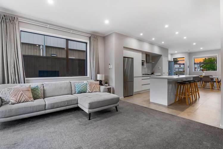 8 Kapia Road Westgate_8