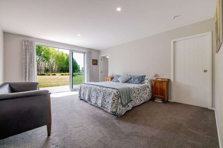 299 Reid Line East Colyton_21