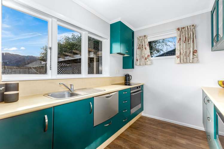 1093 Fergusson Drive Clouston Park_13