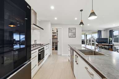 121 Harakeke Drive_1