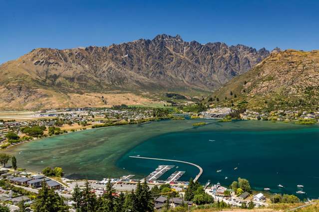LAST SECTION - Lot 31 - Stage 5A, Remarkables View