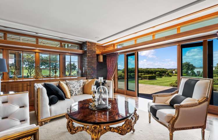 Twin Springs Drive_4