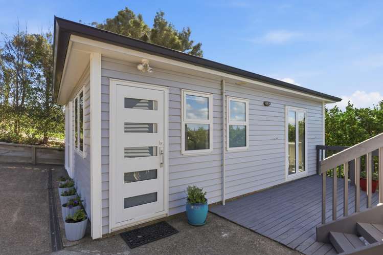 129 West Hoe Heights Orewa_21