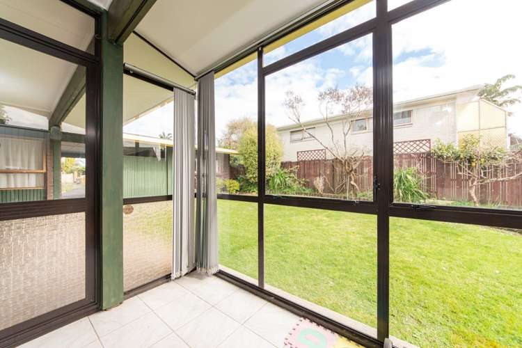 8 Tatyana Place Massey_12