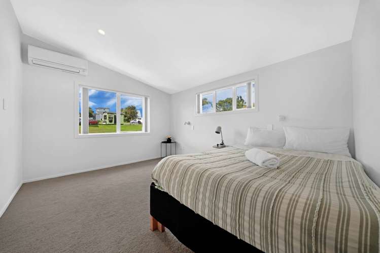 640 Beach Road Browns Bay_14