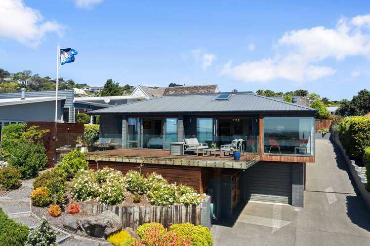 63 Te Awakura Terrace Mount Pleasant_1