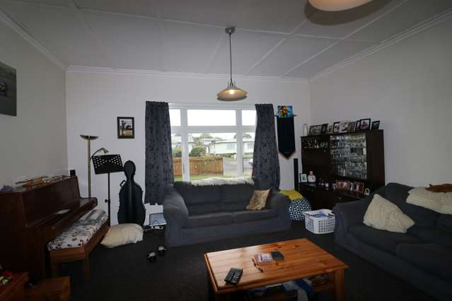 68 Barraud Street Dannevirke_4