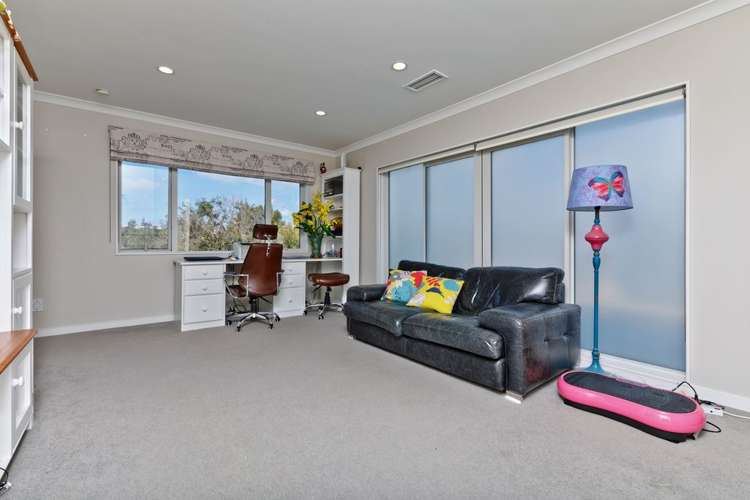 6 Tarahanga Street Northcote_26