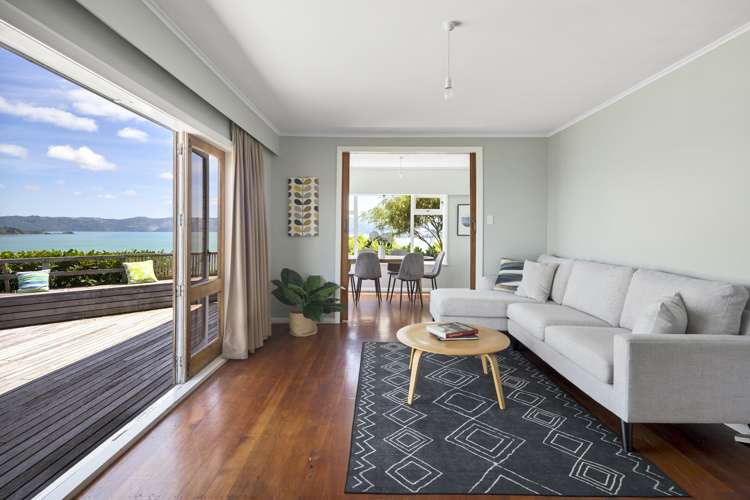 39 Ferry Road Days Bay_12