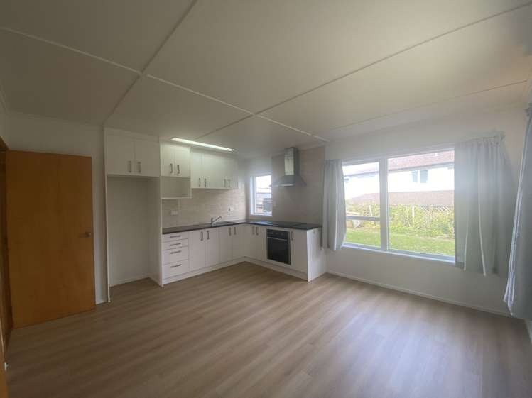 14 Reynella Drive Massey_2