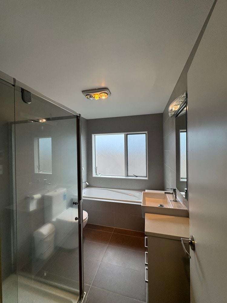 14 Arranmore Drive Flat Bush_19