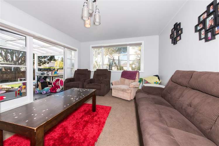 46 Cobham Crescent Kelston_5