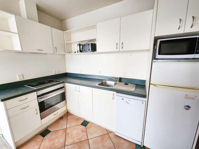 10D/126 The Terrace 2185_1