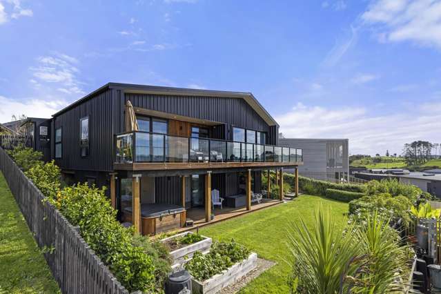 15 Maataitai Road Raglan_2