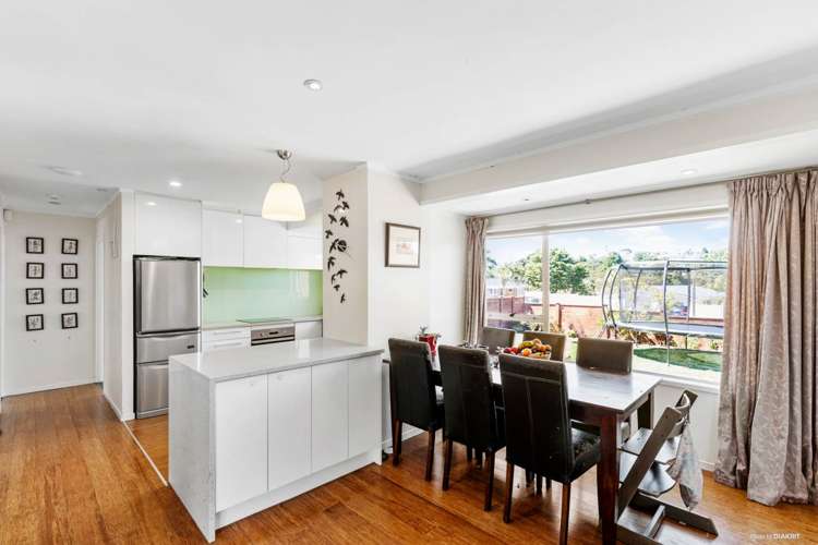 2/1 Hiwihau Place Glenfield_5