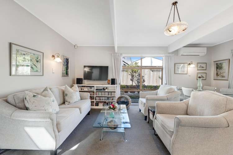 2/13A Wilbur Place Sunnyhills_7