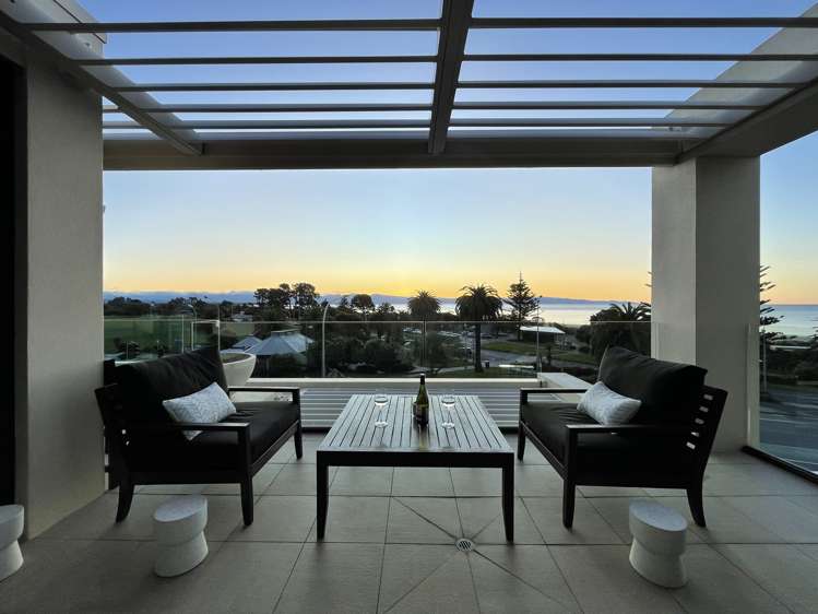 6/9 Bisley Avenue Moana_11