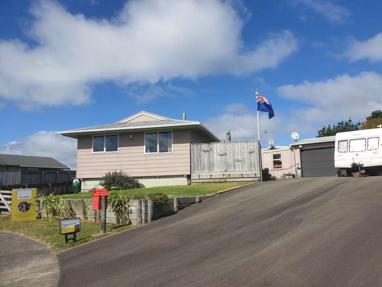 23 Matakane Street Waitarere Beach_16