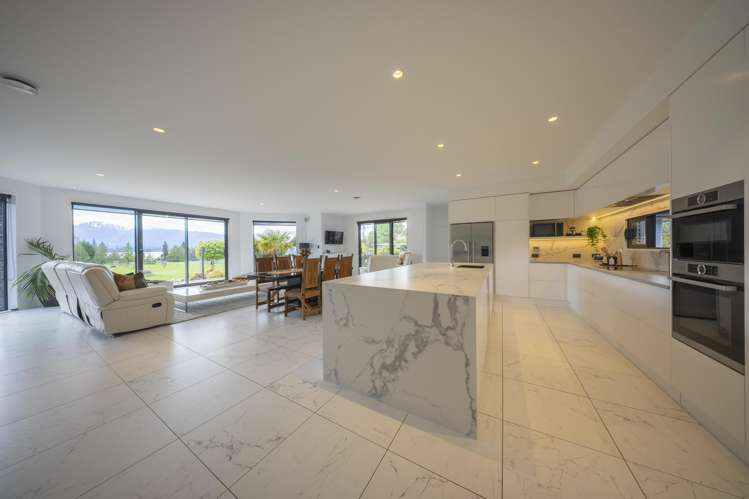 108 William Stephen Road Te Anau_3