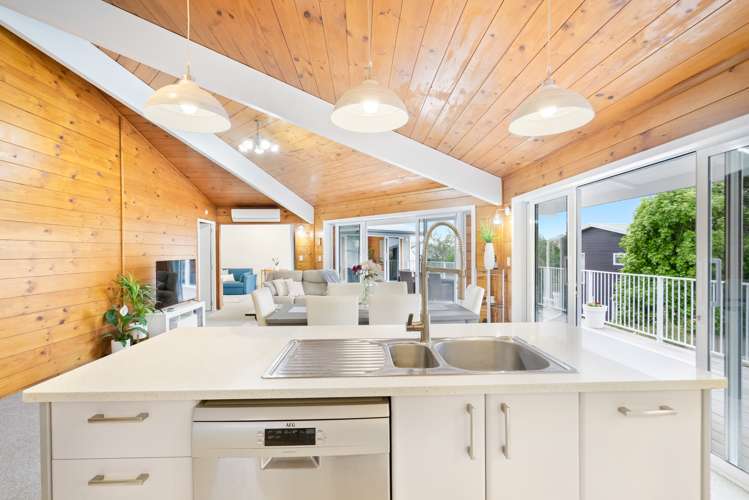 4 Gibbia Way Beachlands_7