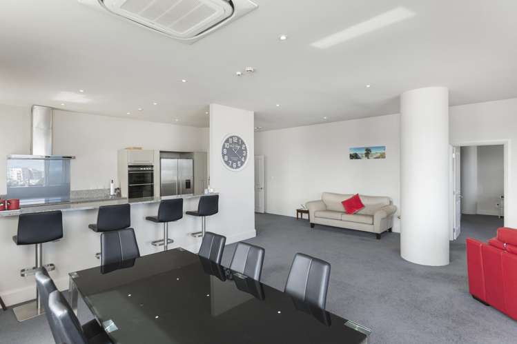 2/40 Reads Quay Gisborne_19