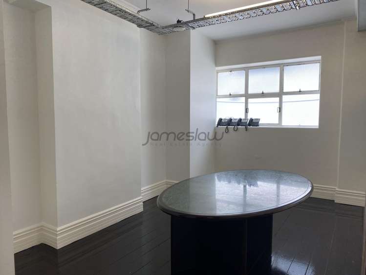 Suite 206/8 Commerce Street City Centre_6