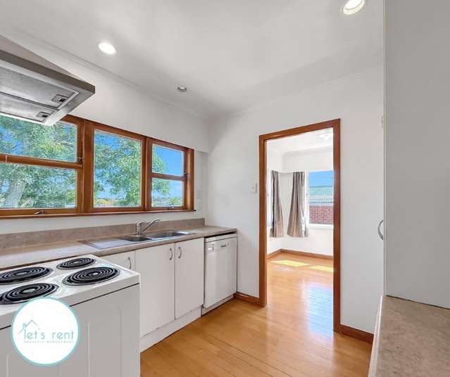 12 McCullough Avenue 10695_2