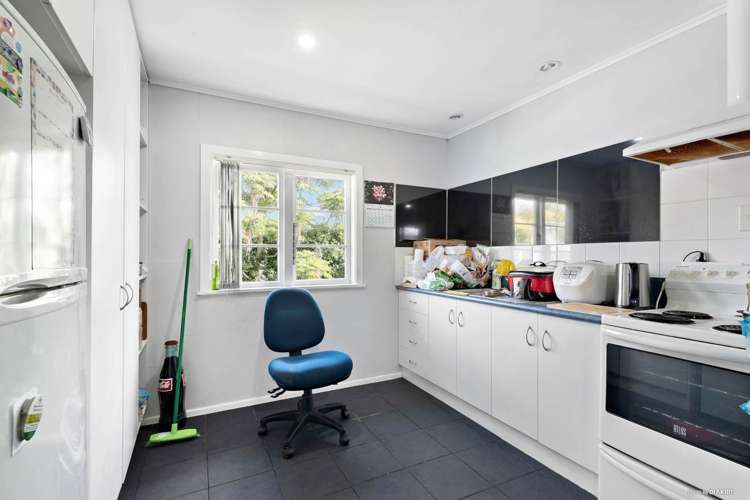 170 Henderson Valley Road Henderson_4