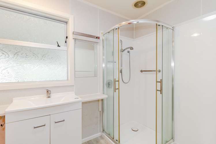 4 Brown Street Taradale_12