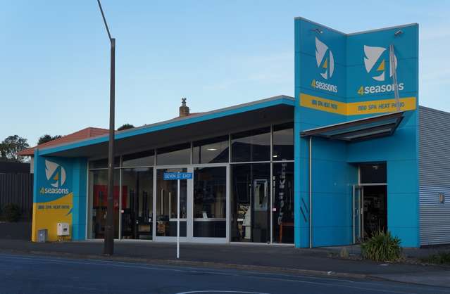 460 Devon Street East Strandon_2