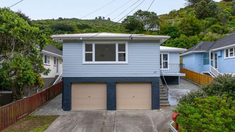127 Parkvale Road Karori_1