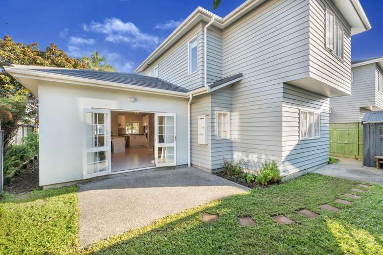 17 Albizia Avenue Henderson_1