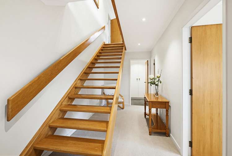 98 Severn Street Island Bay_8