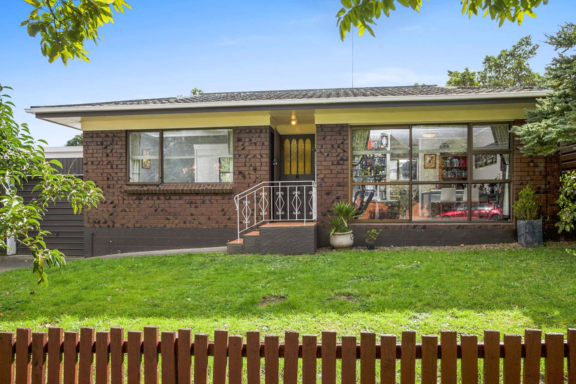 81b Blockhouse Bay Road Avondale Auckland City Houses for Sale